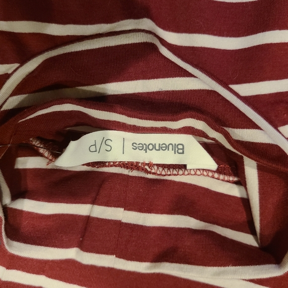 Mock neck crop top - Picture 3 of 3